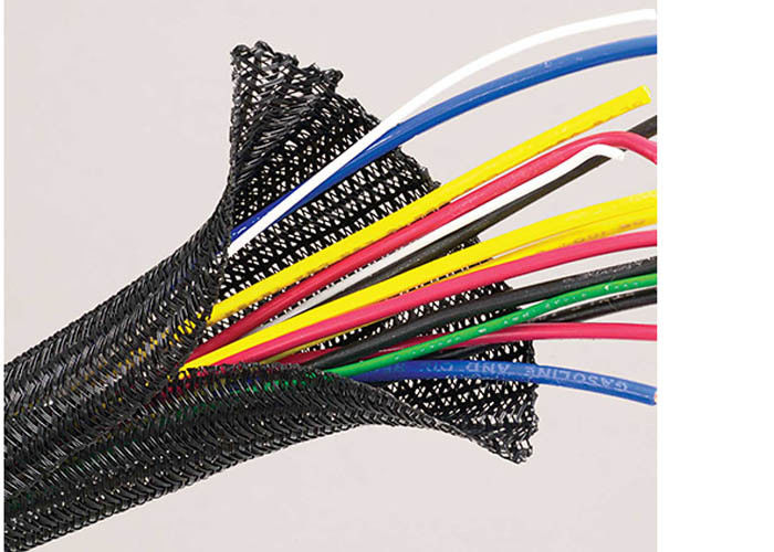 Abrigo trenzado de cierre automático del ANIMAL DOMÉSTICO material, cubierta flexible del alambre cruzado para el cable